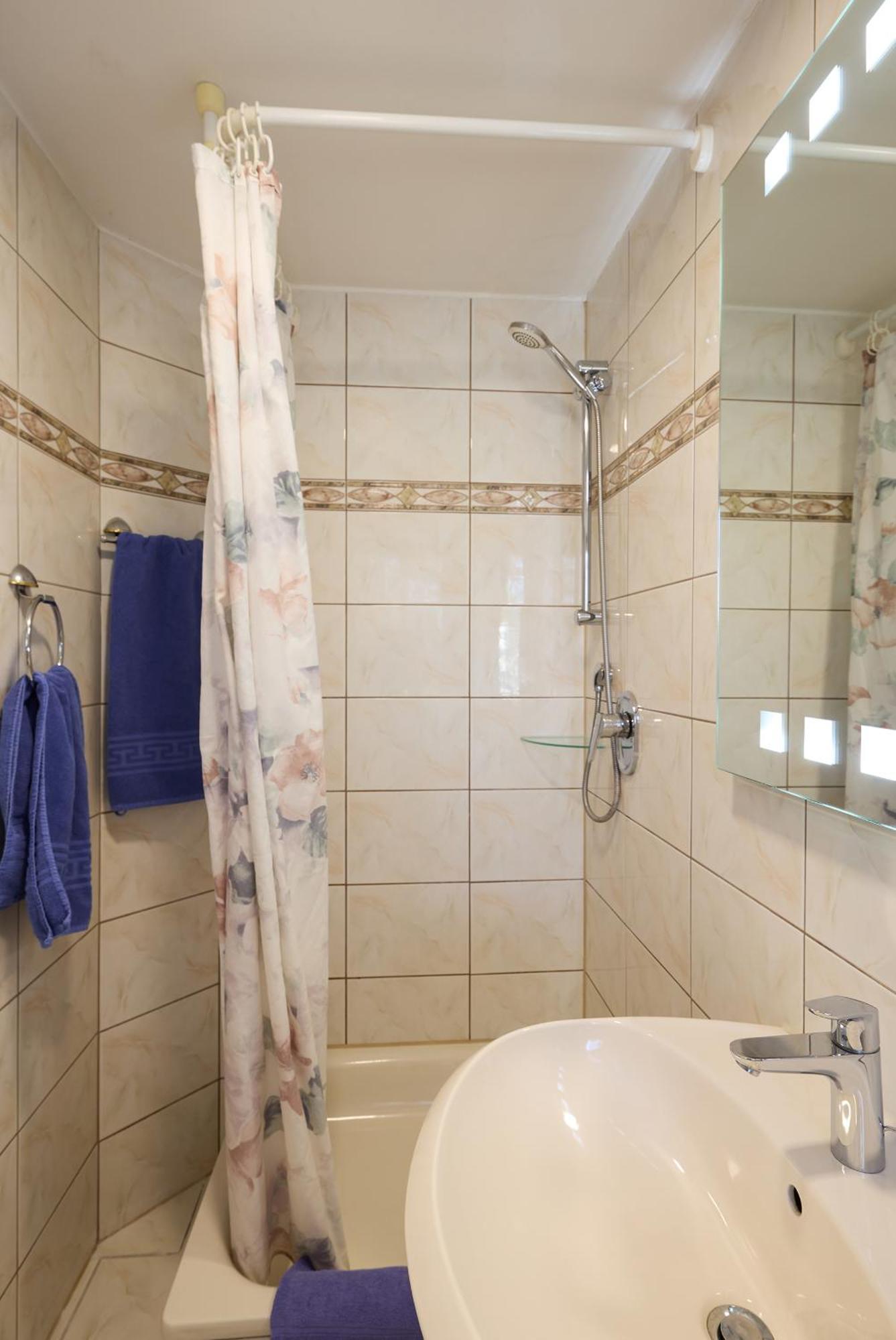 Hotel Garni Demmel Bruckmühl Esterno foto